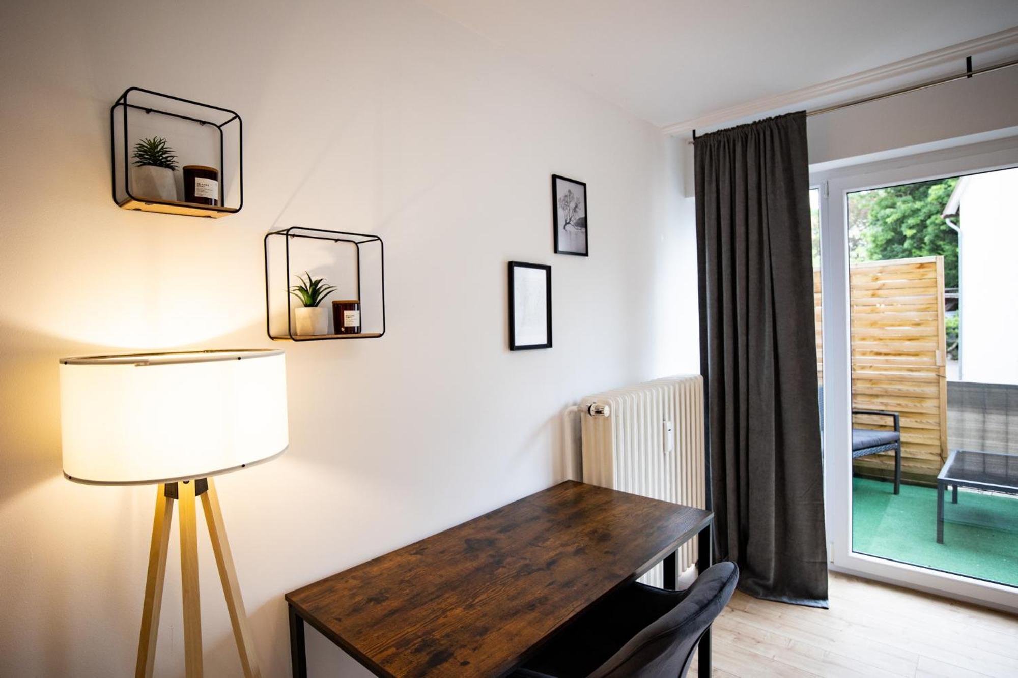Me Living Bad Pyrmont Innenstadt 10 Meter Balkon المظهر الخارجي الصورة